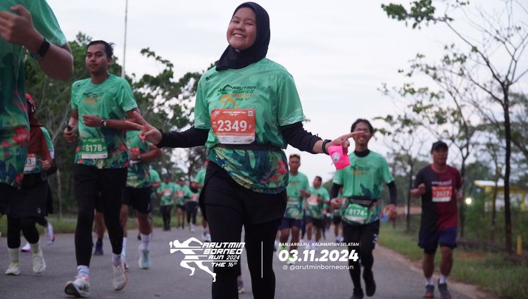 Race photo from Arutmin Borneo Run 2024