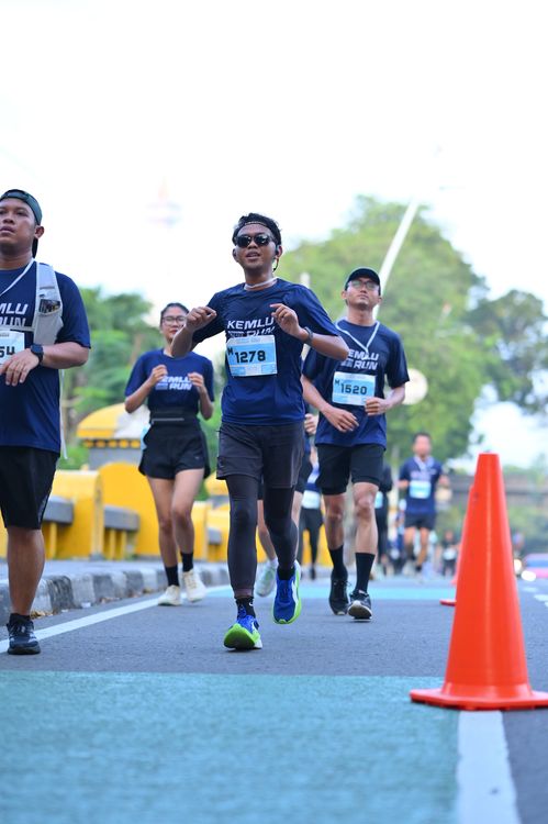 Race photo from KEMLU RUN 2025