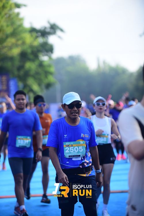 Race photo from Isoplus Run 2024 Surabaya