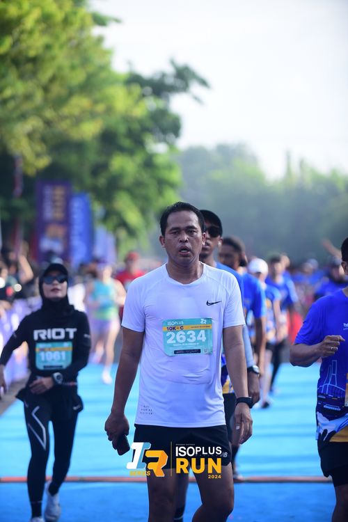 Race photo from Isoplus Run 2024 Surabaya