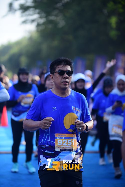 Race photo from Isoplus Run 2024 Surabaya