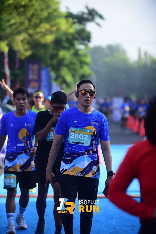 Race photo from Isoplus Run 2024 Surabaya