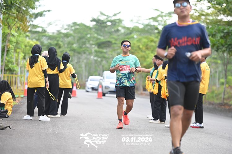 Race photo from Arutmin Borneo Run 2024