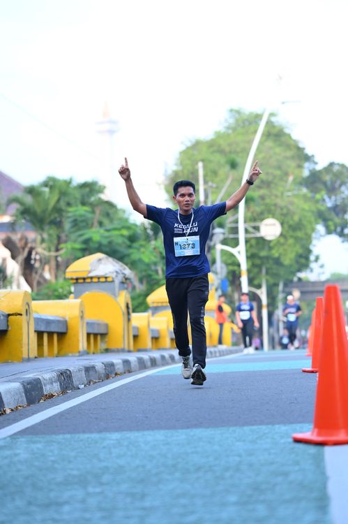 Race photo from KEMLU RUN 2025