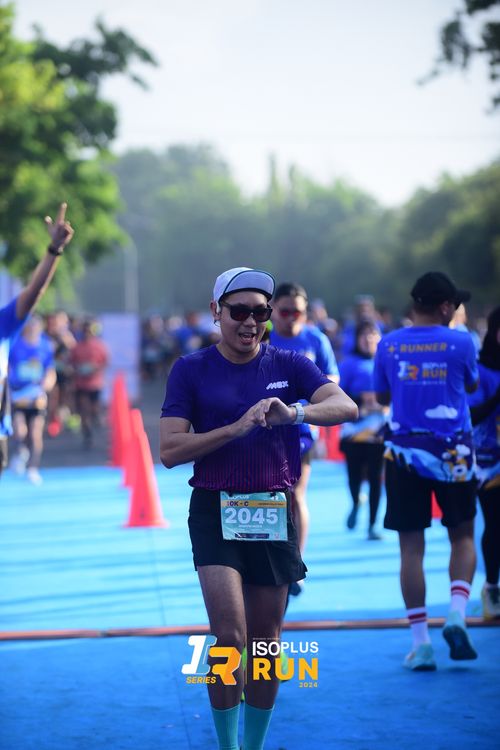 Race photo from Isoplus Run 2024 Surabaya