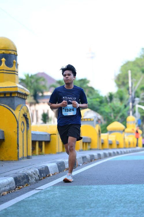 Race photo from KEMLU RUN 2025