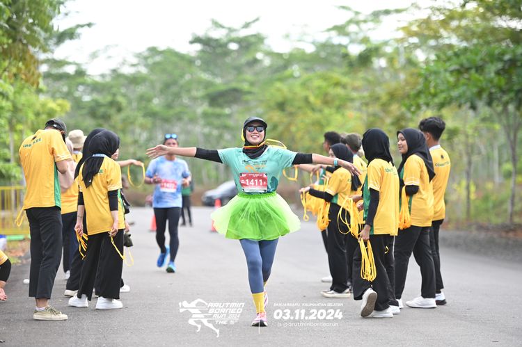 Race photo from Arutmin Borneo Run 2024