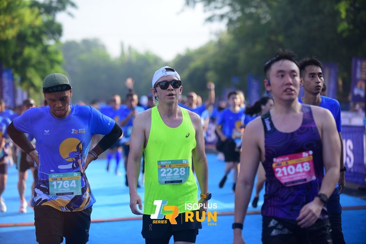 Race photo from Isoplus Run 2024 Surabaya