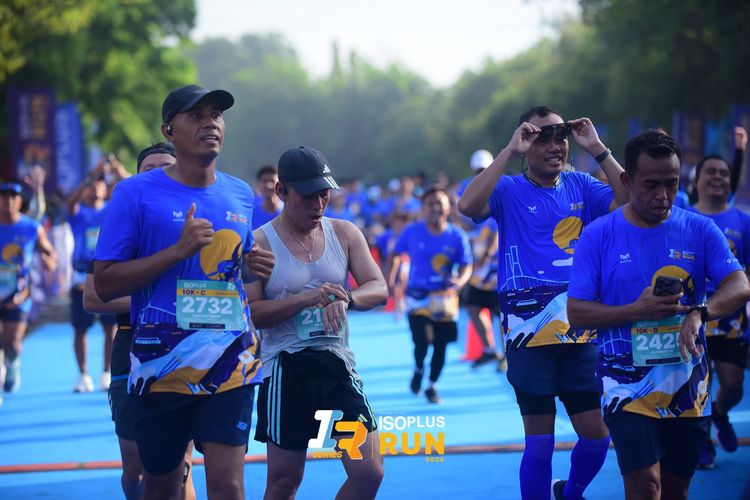 Race photo from Isoplus Run 2024 Surabaya