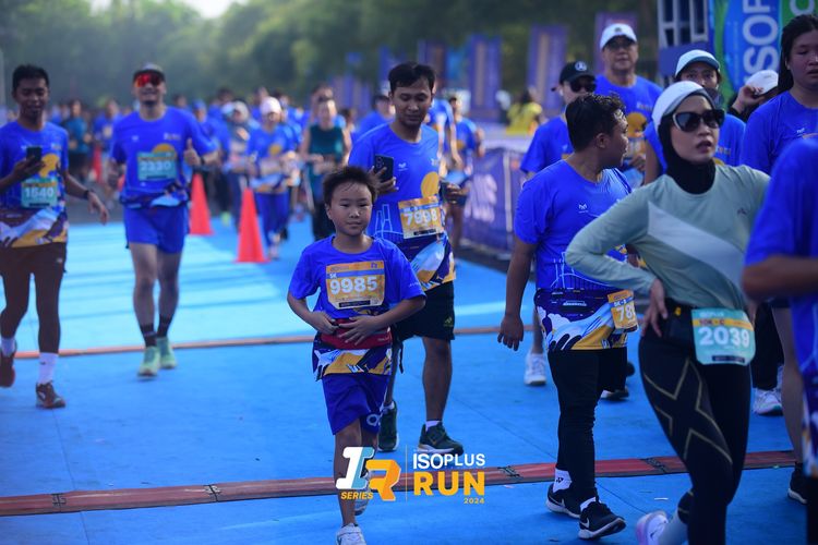 Race photo from Isoplus Run 2024 Surabaya