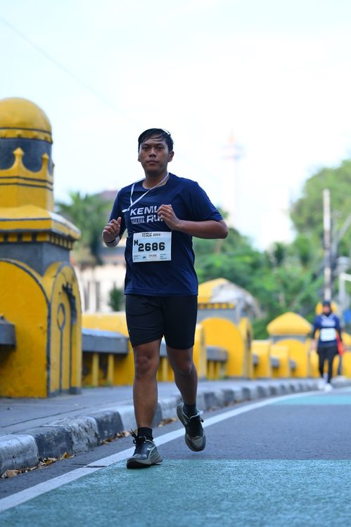 Race photo from KEMLU RUN 2025