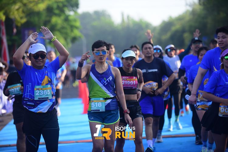 Race photo from Isoplus Run 2024 Surabaya