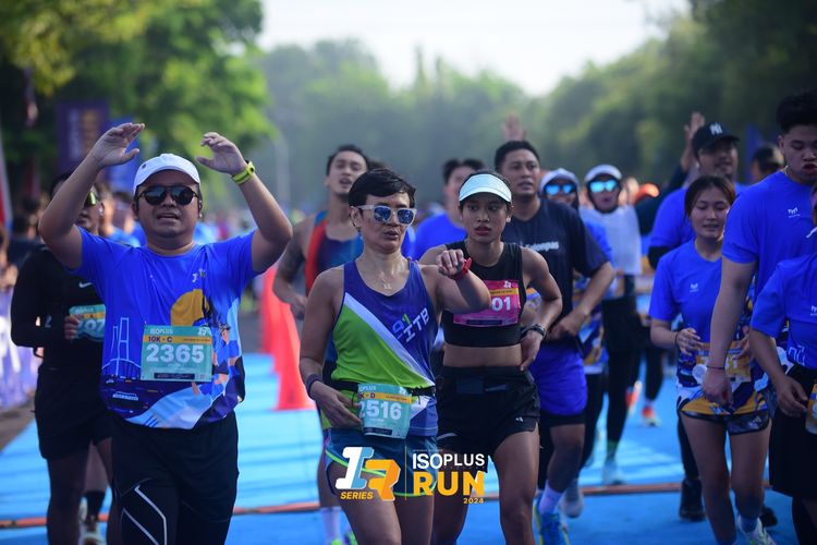 Race photo from Isoplus Run 2024 Surabaya