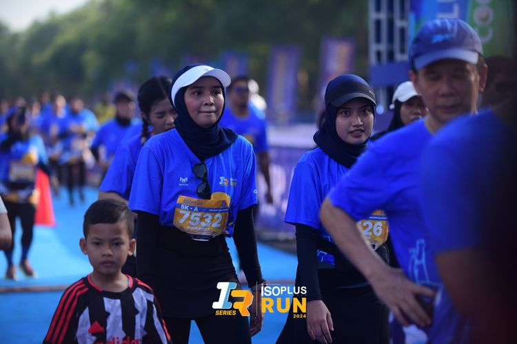 Race photo from Isoplus Run 2024 Surabaya