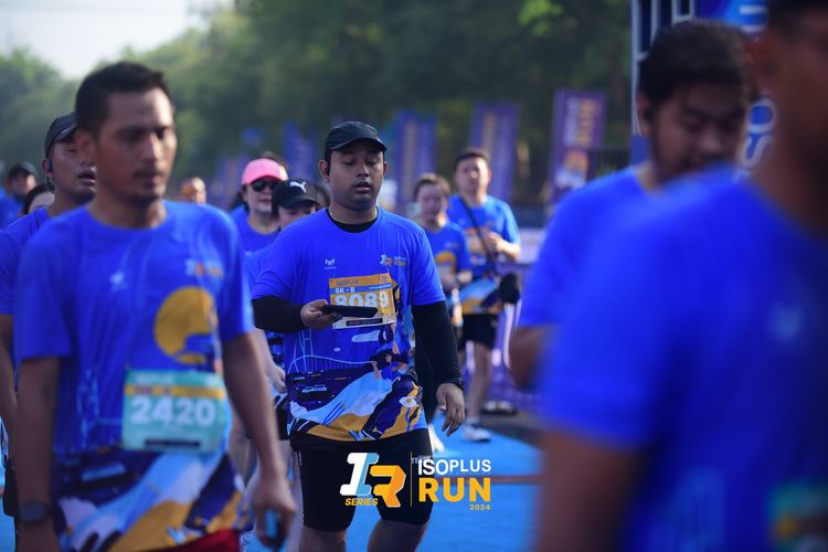 Race photo from Isoplus Run 2024 Surabaya