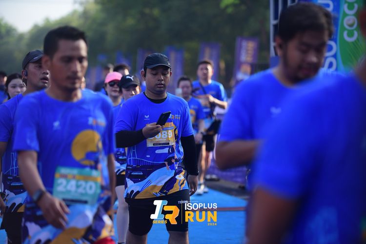 Race photo from Isoplus Run 2024 Surabaya