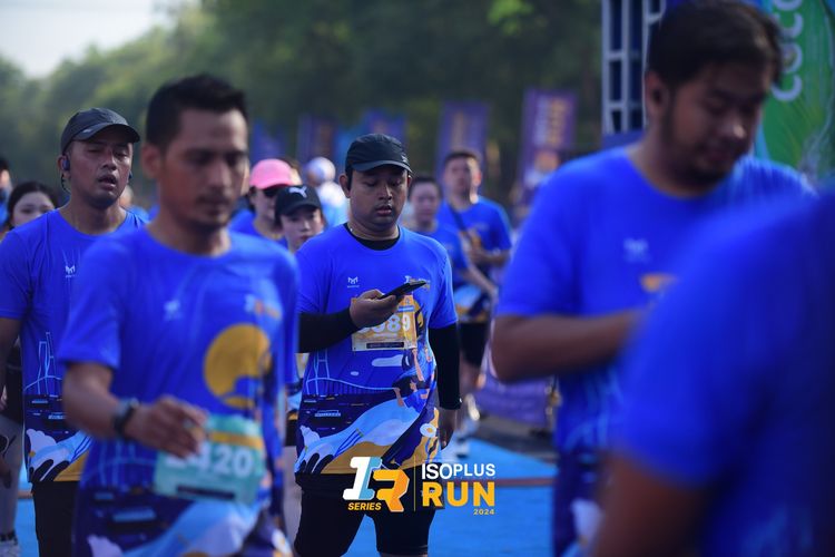Race photo from Isoplus Run 2024 Surabaya