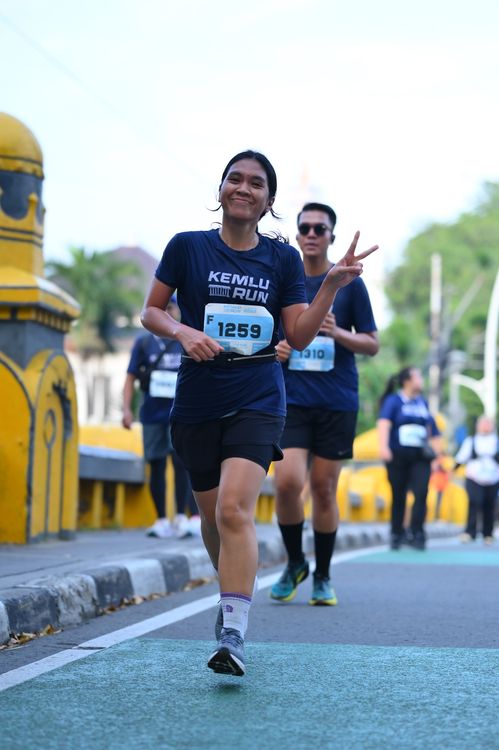 Race photo from KEMLU RUN 2025
