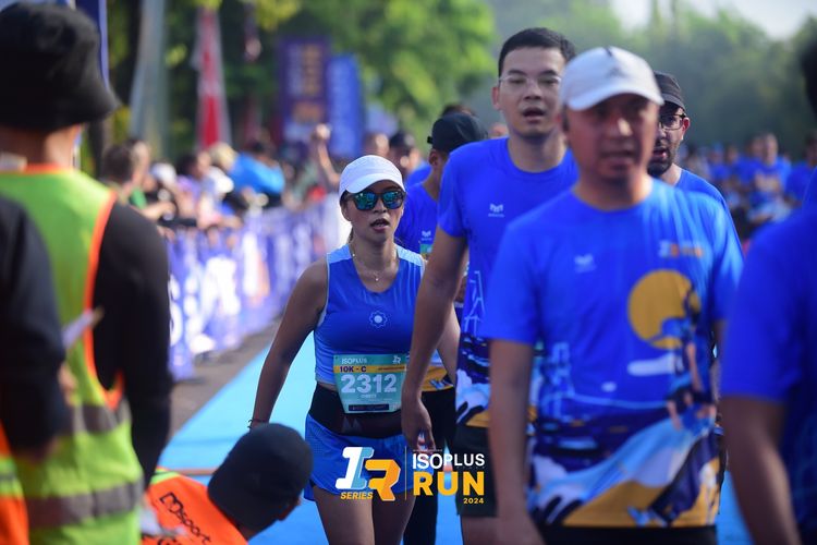 Race photo from Isoplus Run 2024 Surabaya