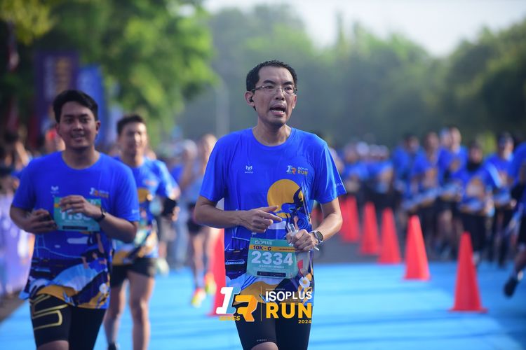 Race photo from Isoplus Run 2024 Surabaya