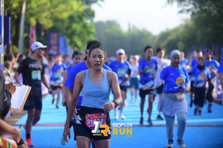 Race photo from Isoplus Run 2024 Surabaya
