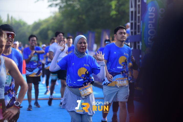 Race photo from Isoplus Run 2024 Surabaya