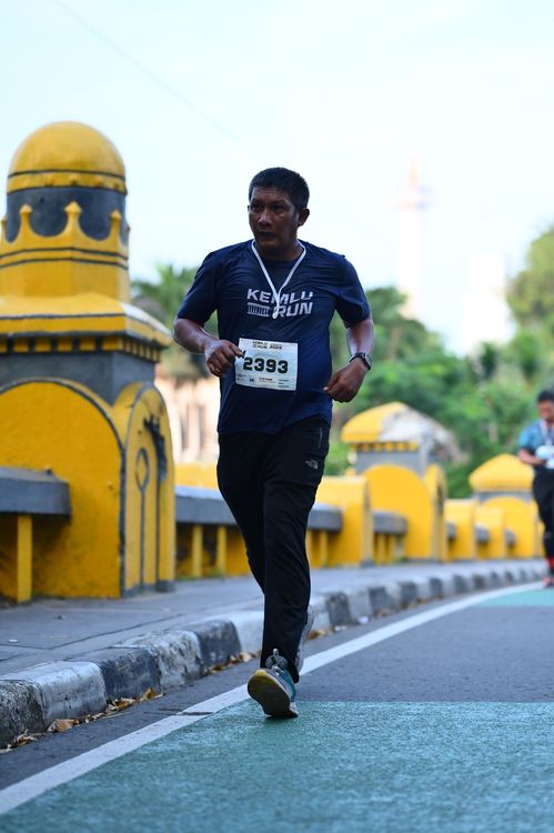 Race photo from KEMLU RUN 2025