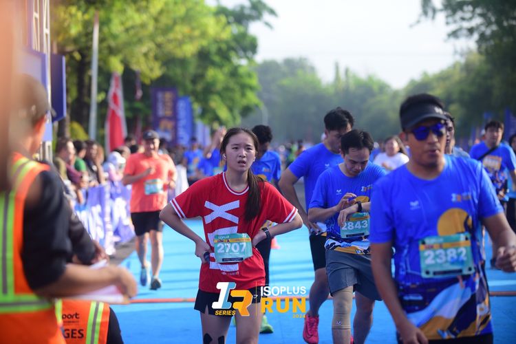 Race photo from Isoplus Run 2024 Surabaya