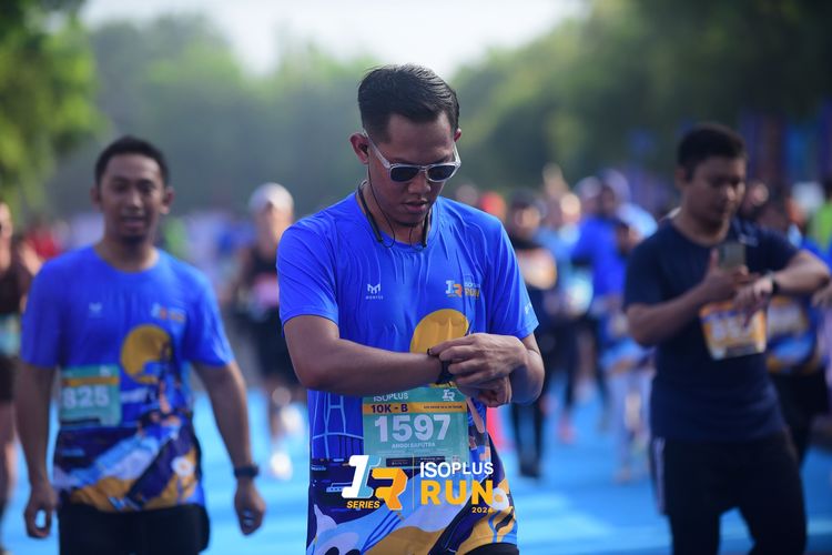 Race photo from Isoplus Run 2024 Surabaya