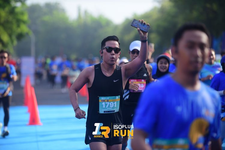Race photo from Isoplus Run 2024 Surabaya