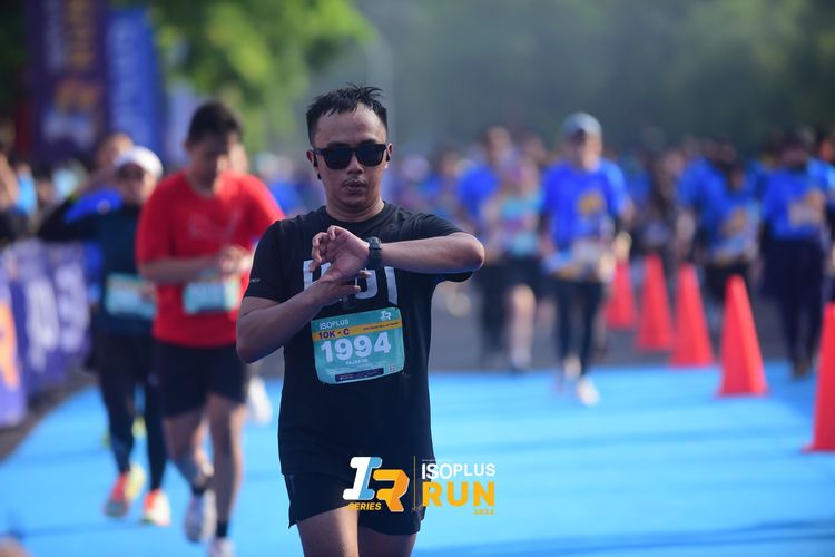 Race photo from Isoplus Run 2024 Surabaya