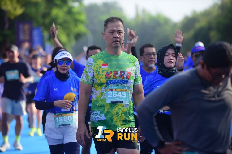 Race photo from Isoplus Run 2024 Surabaya
