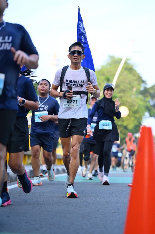 Race photo from KEMLU RUN 2025