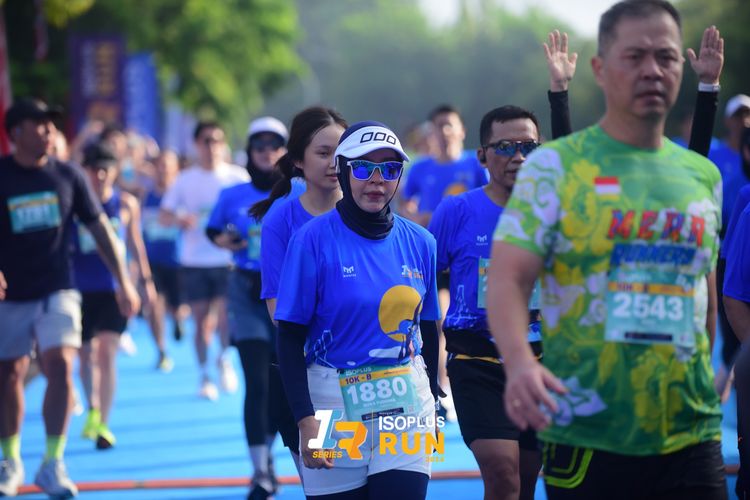 Race photo from Isoplus Run 2024 Surabaya