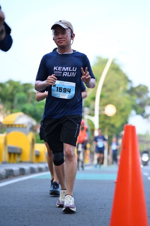 Race photo from KEMLU RUN 2025