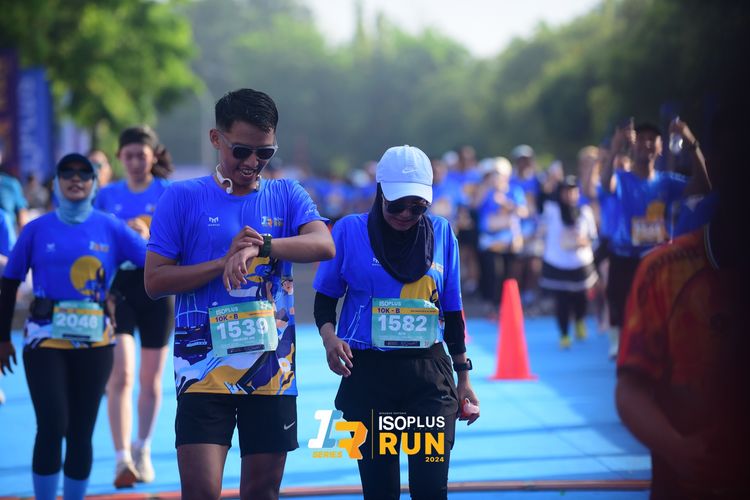 Race photo from Isoplus Run 2024 Surabaya