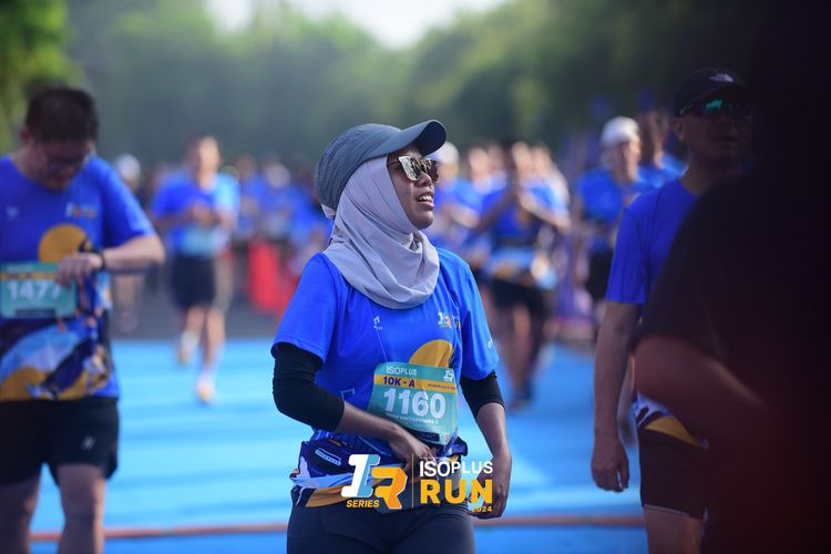 Race photo from Isoplus Run 2024 Surabaya