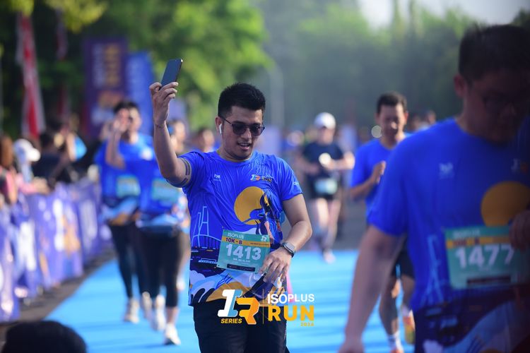 Race photo from Isoplus Run 2024 Surabaya