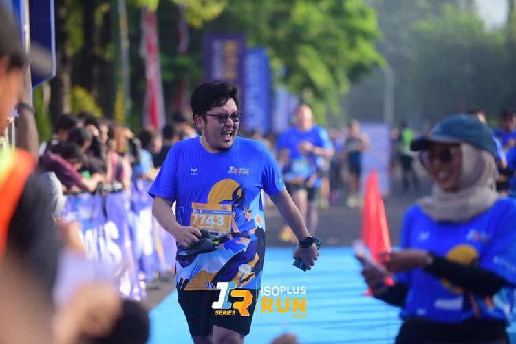 Race photo from Isoplus Run 2024 Surabaya