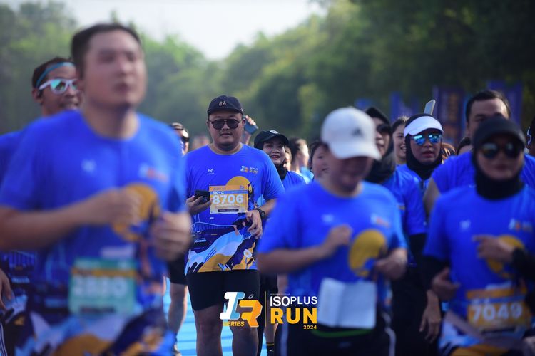Race photo from Isoplus Run 2024 Surabaya