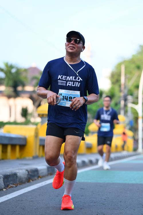 Race photo from KEMLU RUN 2025