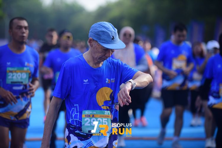 Race photo from Isoplus Run 2024 Surabaya