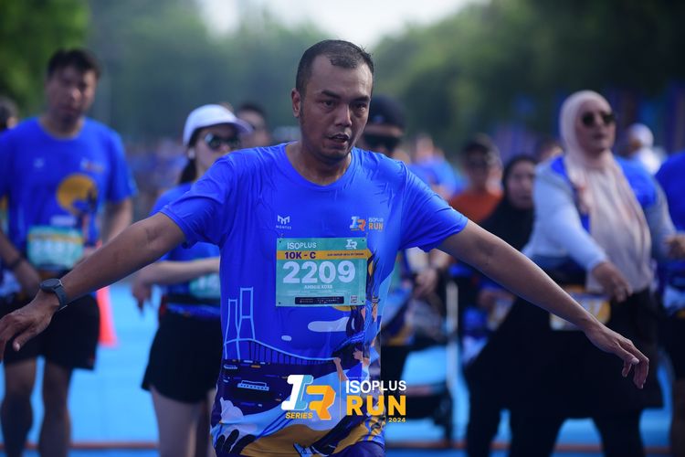 Race photo from Isoplus Run 2024 Surabaya