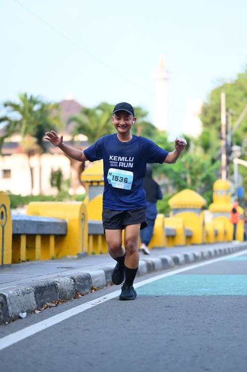 Race photo from KEMLU RUN 2025