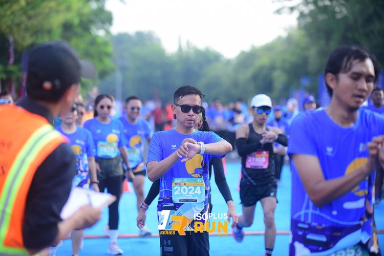 Race photo from Isoplus Run 2024 Surabaya