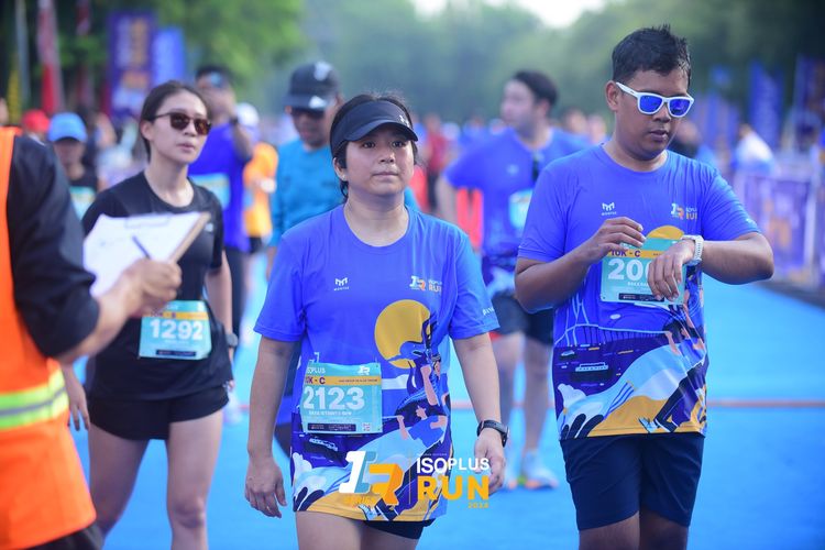 Race photo from Isoplus Run 2024 Surabaya