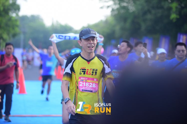 Race photo from Isoplus Run 2024 Surabaya
