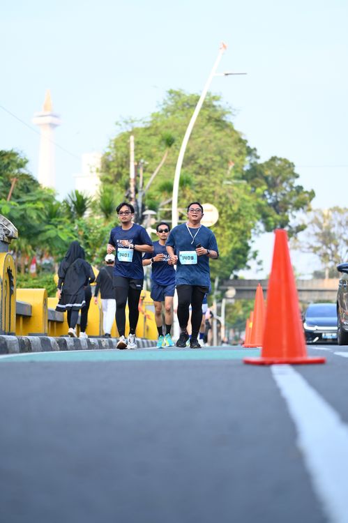 Race photo from KEMLU RUN 2025