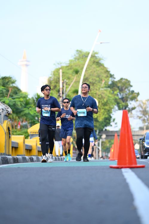Race photo from KEMLU RUN 2025