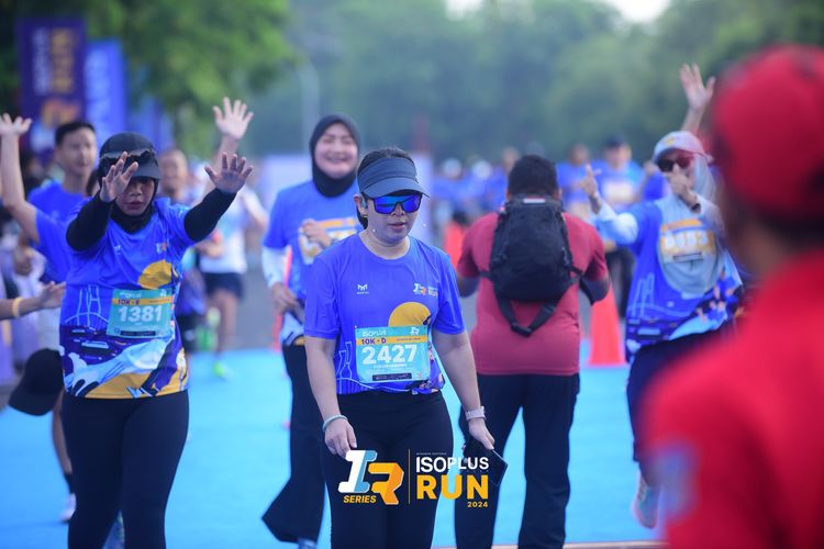Race photo from Isoplus Run 2024 Surabaya